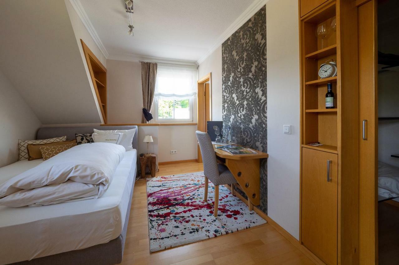 Hotel Kaiserhof Medebach Bagian luar foto